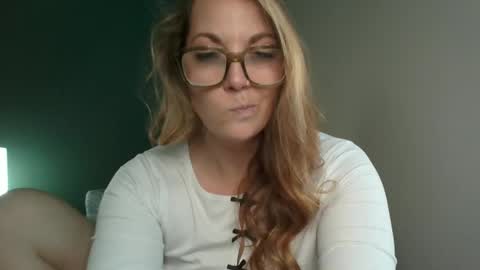 Misty Morgan online show from February 25, 8:19 pm