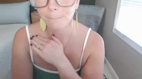 Misty Morgan online show from October 8, 8:28 pm