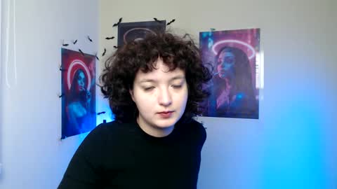 Aria online show from December 1, 6:51 am