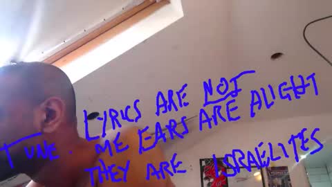 Snapshot of mita335918 chatting on February 14, 11:29 am mita335918 online show from February 14, 11:29 am