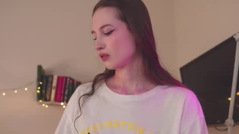 Snapshot of mita_mp4 chatting on March 11, 4:10 am Mita online show from March 11, 4:10 am