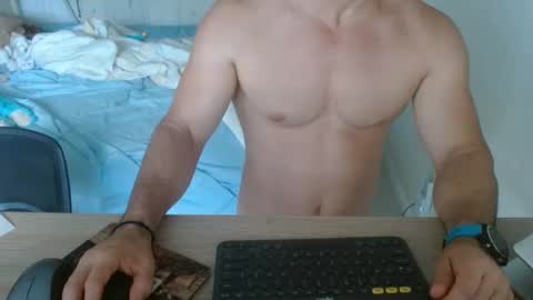 Snapshot of mitcheli chatting on October 9, 2:15 pm Onlyfans online show from October 9, 2:15 pm