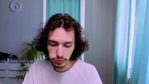Snapshot of mitchelkurse chatting on June 19, 3:27 pm MitchelKurse online show from June 19, 3:27 pm