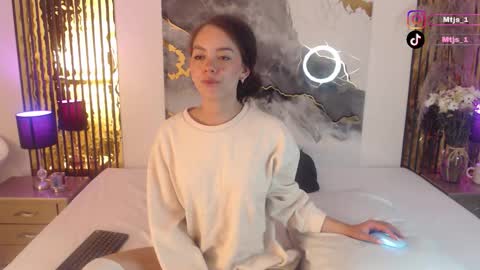 Mtica Brennet online show from February 28, 6:36 am