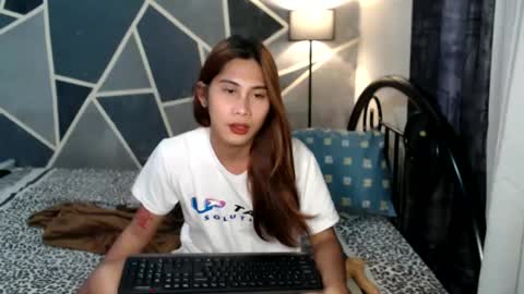 Davey online show from January 2, 1:06 am