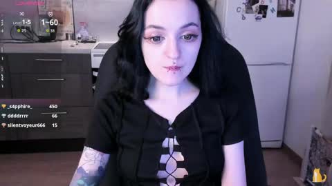 lina. online show from June 10, 11:03 pm