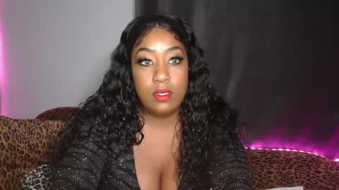 Snapshot of mixedlovers chatting on September 17, 6:31 pm Precious online show from September 17, 6:31 pm