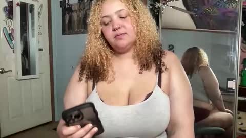 mixxedgoodness222 online show from February 26, 7:35 pm