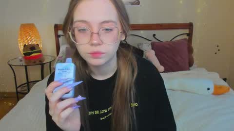 Miya online show from April 24, 1:52 am