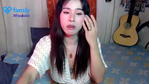 Miyakabebe online show from June 11, 2:53 am