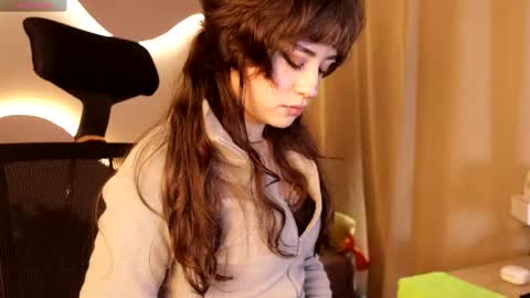 miyuki_wolf online show from March 4, 8:37 pm