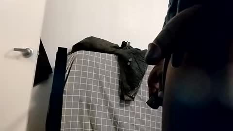 Snapshot of mizerze chatting on January 1, 7:32 pm mizerze online show from January 1, 7:32 pm