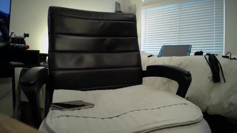 Joshua Oaks online show from September 29, 10:03 pm