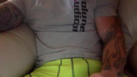 Snapshot of mjg175 chatting on September 27, 6:02 pm SexyRed online show from September 27, 6:02 pm