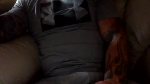 Snapshot of mjg175 chatting on October 14, 6:31 pm SexyRed online show from October 14, 6:31 pm