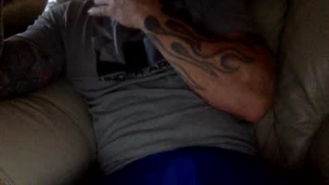 Snapshot of mjg175 chatting on October 21, 5:13 pm SexyRed online show from October 21, 5:13 pm