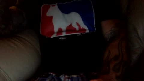 Snapshot of mjg175 chatting on November 9, 8:51 pm SexyRed online show from November 9, 8:51 pm