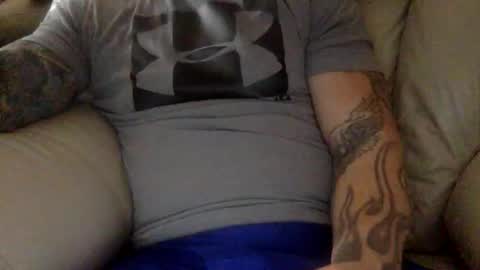 Snapshot of mjg175 chatting on February 3, 6:35 pm SexyRed online show from February 3, 6:35 pm