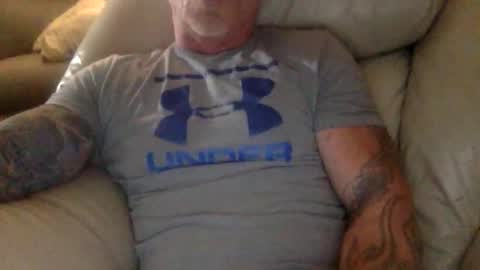 Snapshot of mjg175 chatting on June 1, 7:37 pm SexyRed online show from June 1, 7:37 pm