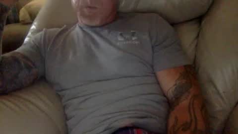 Snapshot of mjg175 chatting on July 1, 4:29 pm SexyRed online show from July 1, 4:29 pm