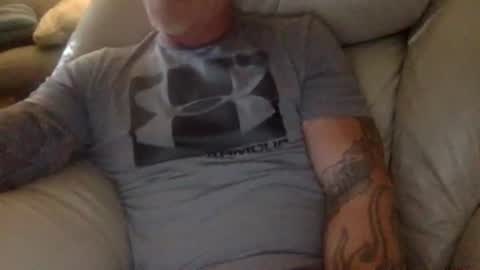 Snapshot of mjg175 chatting on July 6, 5:59 pm SexyRed online show from July 6, 5:59 pm
