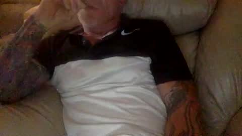 Snapshot of mjg175 chatting on July 26, 9:21 pm SexyRed online show from July 26, 9:21 pm