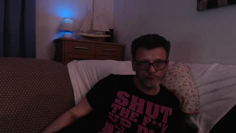 mk__0280__ online show from December 29, 7:32 pm