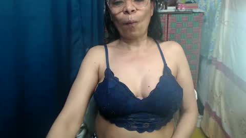 Snapshot of mmaturemessy chatting on September 27, 8:47 pm kelly online show from September 27, 8:47 pm