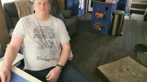 mmmthatsfunnn online show from January 16, 6:56 pm