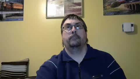Snapshot of mmr45 chatting on December 30, 7:37 am mmr45 online show from December 30, 7:37 am
