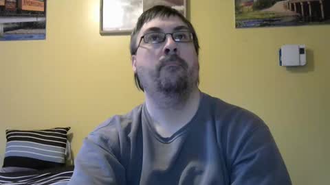 Snapshot of mmr45 chatting on December 31, 5:29 pm mmr45 online show from December 31, 5:29 pm