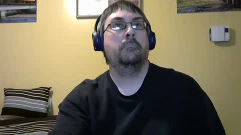 Snapshot of mmr45 chatting on January 4, 5:05 am mmr45 online show from January 4, 5:05 am