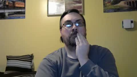 Snapshot of mmr45 chatting on January 9, 5:34 am mmr45 online show from January 9, 5:34 am