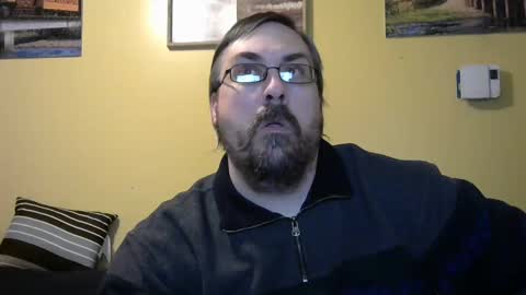 Snapshot of mmr45 chatting on January 24, 7:08 am mmr45 online show from January 24, 7:08 am