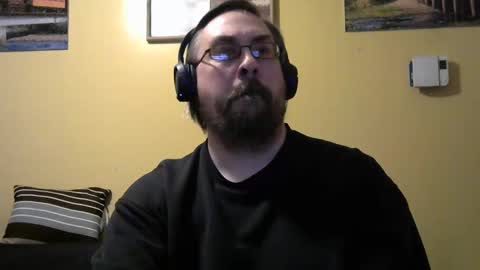 Snapshot of mmr45 chatting on February 4, 5:10 am mmr45 online show from February 4, 5:10 am