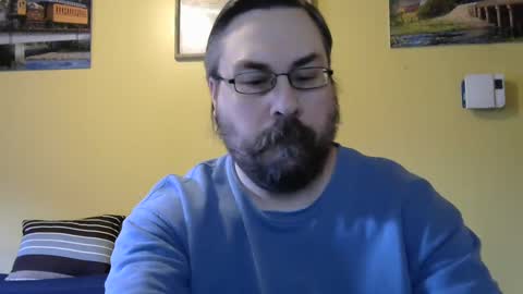 Snapshot of mmr45 chatting on February 9, 5:33 pm mmr45 online show from February 9, 5:33 pm