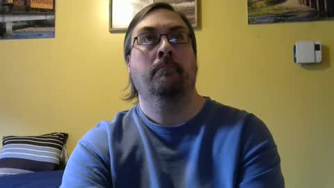 Snapshot of mmr45 chatting on March 11, 11:48 pm mmr45 online show from March 11, 11:48 pm