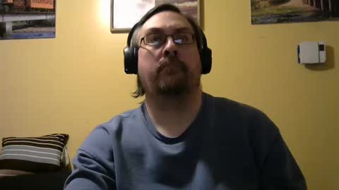 Snapshot of mmr45 chatting on March 12, 4:08 am mmr45 online show from March 12, 4:08 am