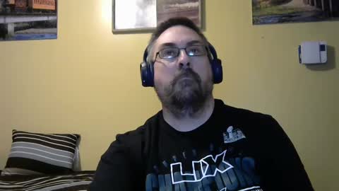 Snapshot of mmr45 chatting on September 15, 3:17 am mmr45 online show from September 15, 3:17 am