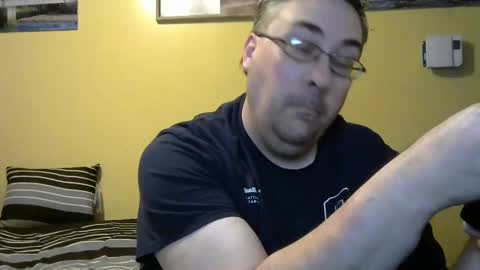 Snapshot of mmr45 chatting on October 9, 4:54 am mmr45 online show from October 9, 4:54 am