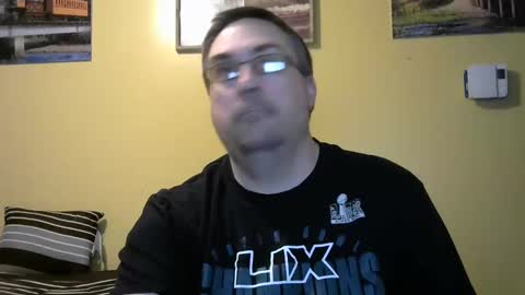 Snapshot of mmr45 chatting on October 10, 5:06 am mmr45 online show from October 10, 5:06 am