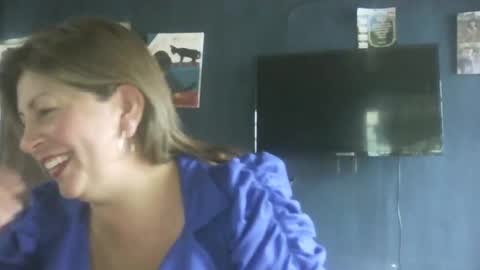 Snapshot of mmsexymm84 chatting on March 10, 5:50 pm mmsexymm84 online show from March 10, 5:50 pm