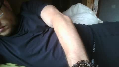 Snapshot of mnebram242860 chatting on July 17, 6:42 am moe alias mnebram online show from July 17, 6:42 am