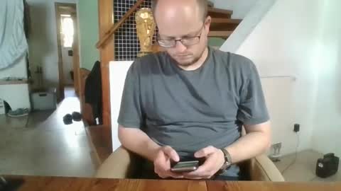 Snapshot of mnebram242860 chatting on July 18, 2:32 pm moe alias mnebram online show from July 18, 2:32 pm