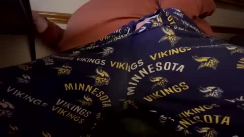 mnguy19726969 online show from January 7, 5:10 am