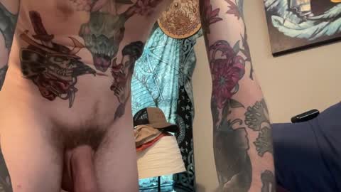 MNTuiLa online show from December 4, 5:55 pm