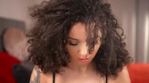 Snapshot of moan_4_you chatting on February 10, 3:46 am Ruxxx online show from February 10, 3:46 am