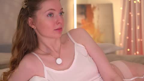 moan_elisa online show from February 14, 1:24 am