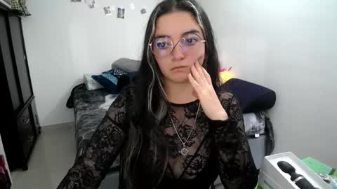 Snapshot of mocca_117 chatting on September 15, 1:00 pm Sam online show from September 15, 1:00 pm