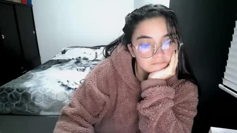 Sam online show from February 7, 3:43 am